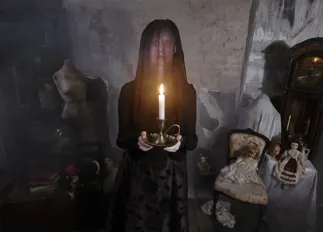 50 Berkeley Square | The London Dungeon